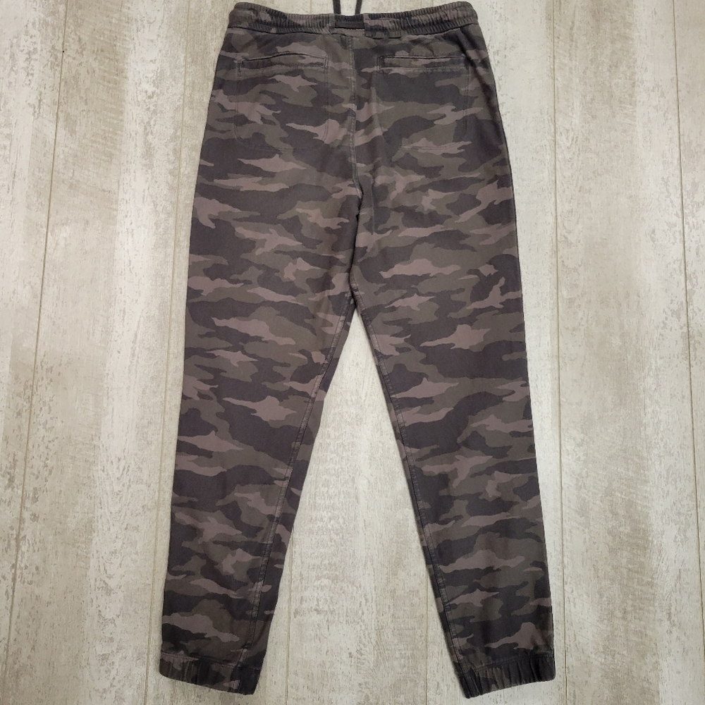 Athleta camo farallon jogger size 4 - Picture 9 of 10